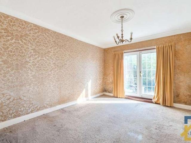 House for sale in Pot Kilns, Greater London
