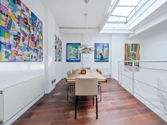 House for sale in Archway, Greater London