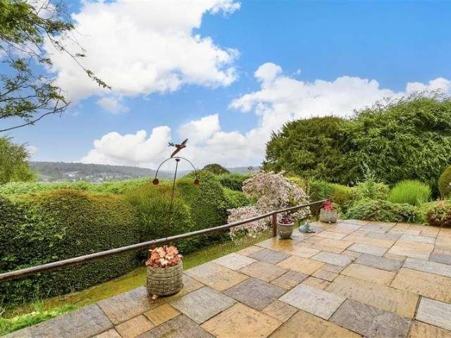 House for sale in Warlingham, Warlingham