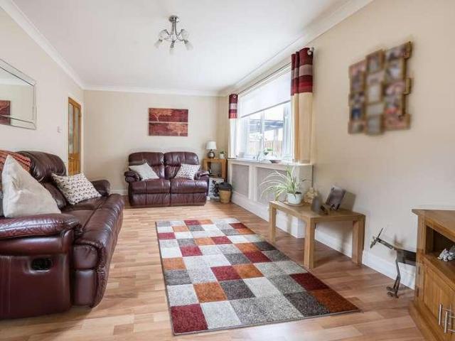 House for sale in Dale Hill, Essex