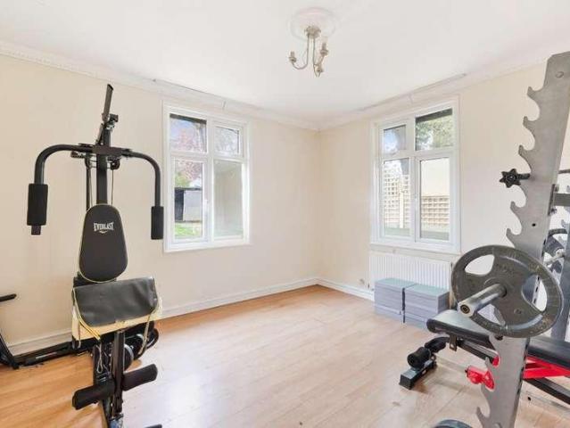 House for sale in Red Hill, Surrey