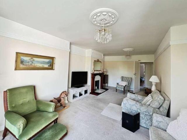 House for sale in Bradshaw, Lee Bank