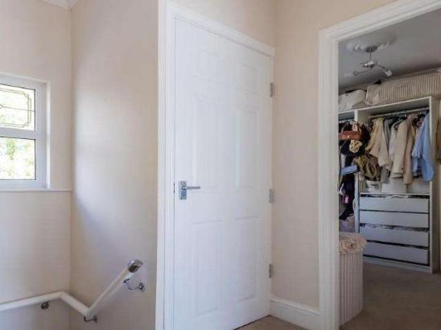 House for sale in Treharris