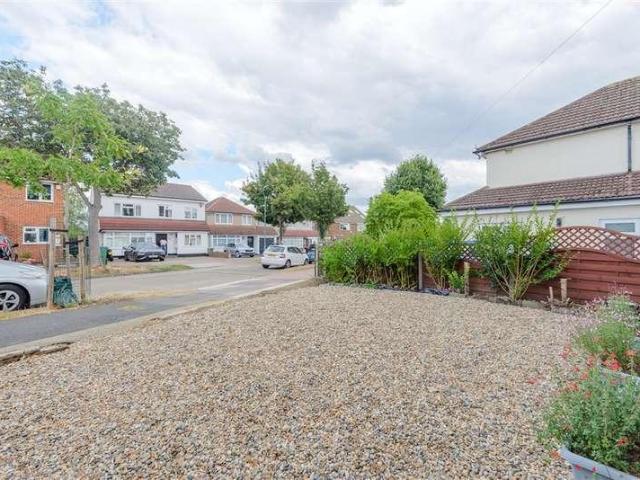 House for sale in Falconwood, Greater London
