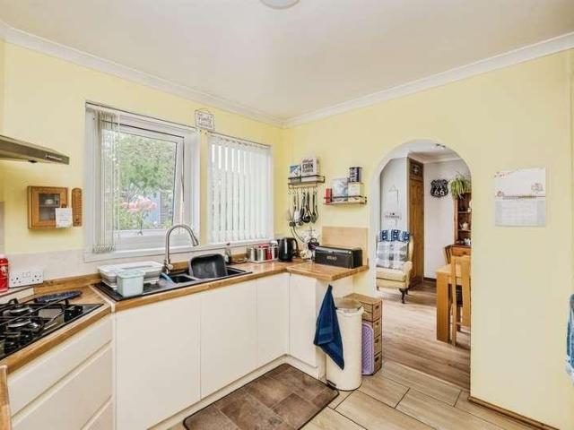 House for sale in Blaenhonddan, Neath