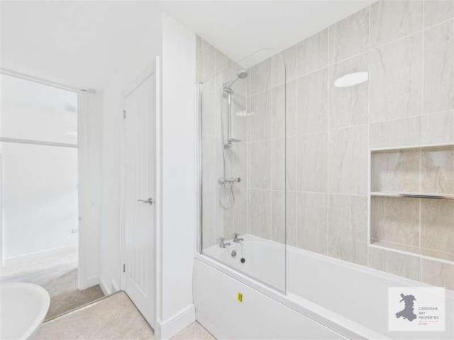 House for sale in Manordeifi, Abercych