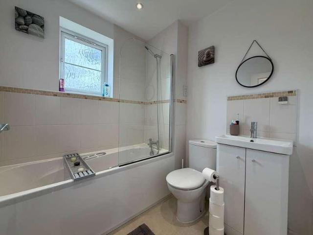 House for sale in Brentingby, Leicestershire