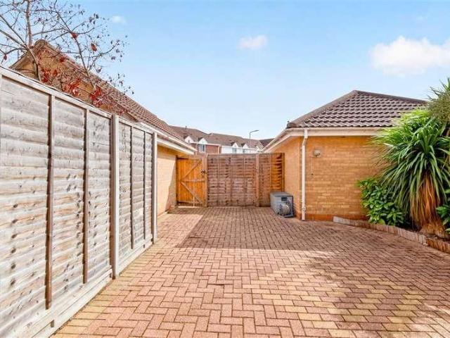 House for sale in Little Heath, Greater London