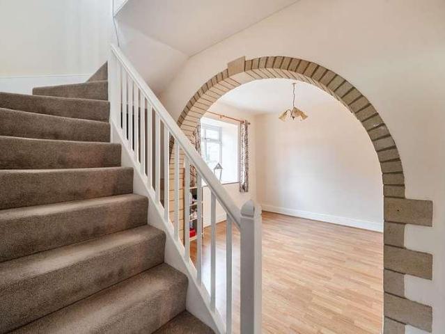 House for sale in Holcombe