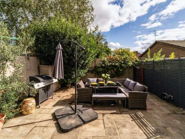 House for sale in Red Hill, Surrey