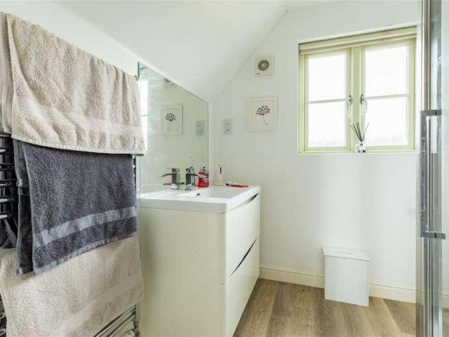 House for sale in Fossebridge, Gloucestershire