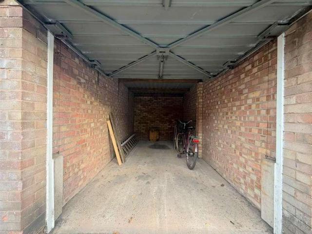 House for sale in Northfields, Leicester