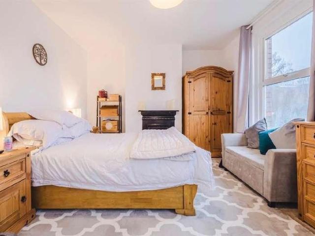 House for sale in Rodbourne, Swindon