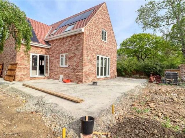 House for sale in Weeley, Dale Hill