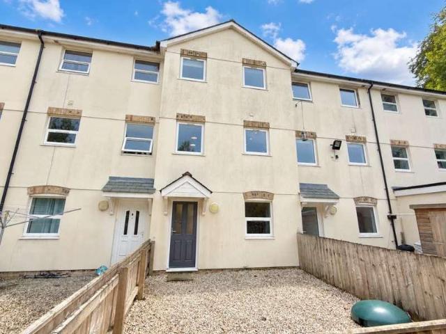 House for sale in Weir Quay, Devon