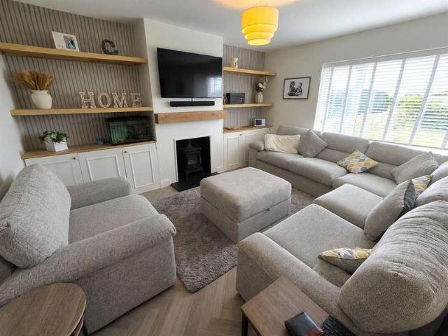House for sale in Costhorpe, East Midlands