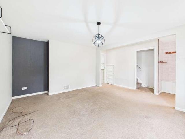 House for sale in Old Wharf, City Of Leicester