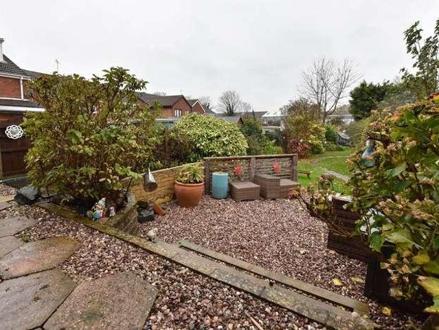 House for sale in Kingswinford, West Midlands
