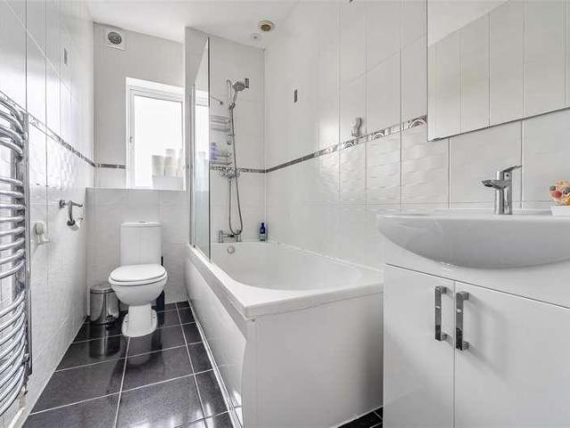 House for sale in Feckenham, City Of Bristol
