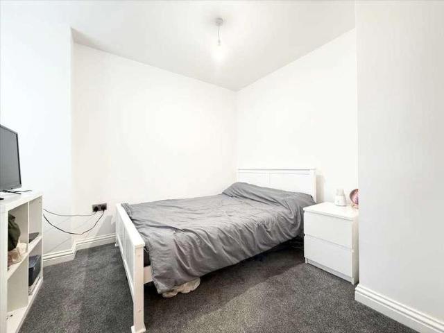House for sale in Alton Barnes, Essex