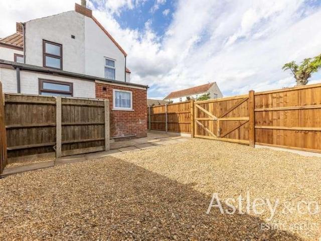 House for sale in Crostwick, Norfolk