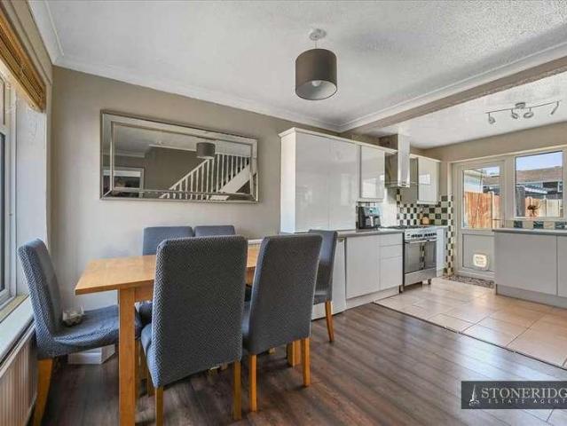 House for sale in Dale Hill, Essex