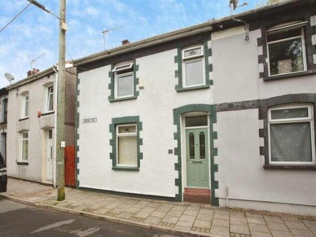 House for sale in Ynyshir, Wales