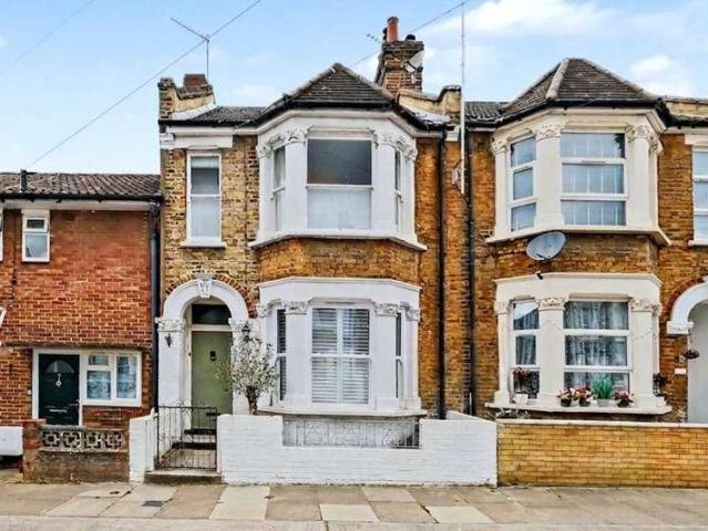 House for sale in Brondesbury, Greater London