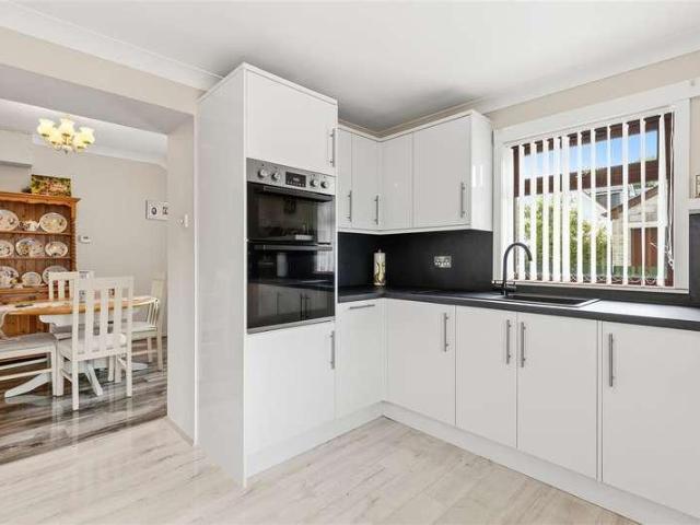House for sale in Pumpherston, Scotland