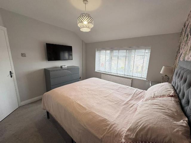 House for sale in Kennessee Green, Maghull