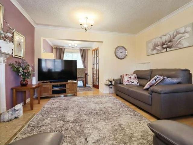 House for sale in Marshfield, Wales