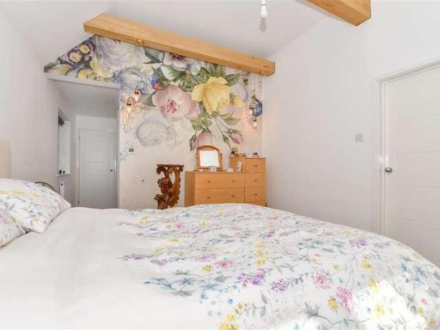 House for sale in Sandown Park, Kent