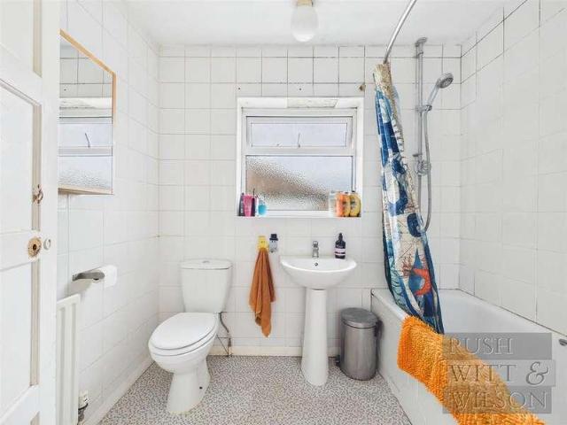 House for sale in Bridgefield, Kent