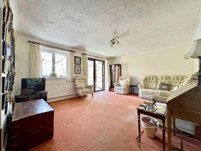 House for sale in Burnham-on-Crouch, Maldon