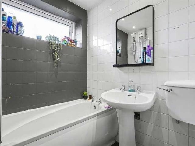 House for sale in Caldermill, East Midlands