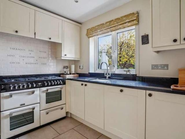 House for sale in Farnham Common, Buckinghamshire