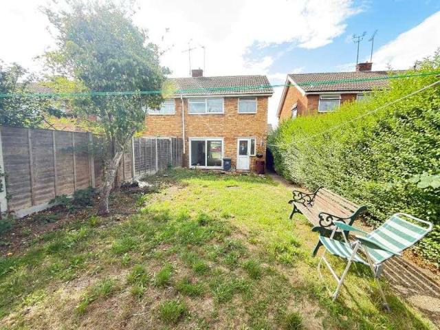House for sale in Leagrave, Luton