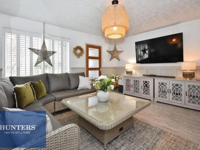 House for sale in Loundsley Green