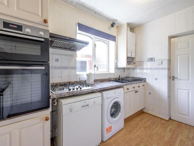 House for sale in Stourbridge, West Midlands
