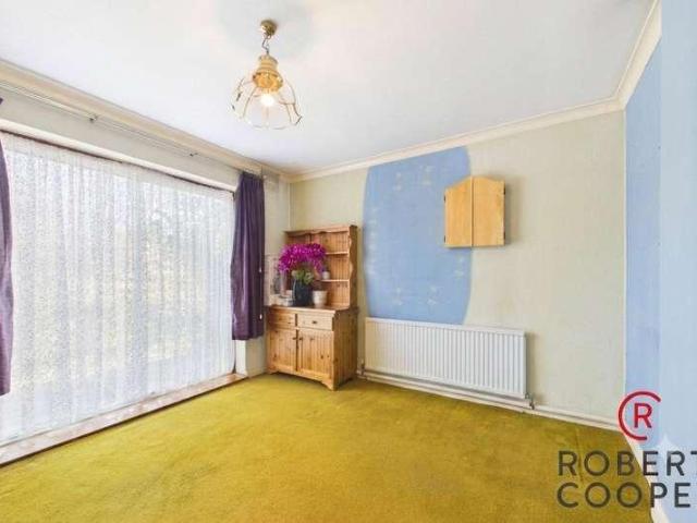 House for sale in Greater London