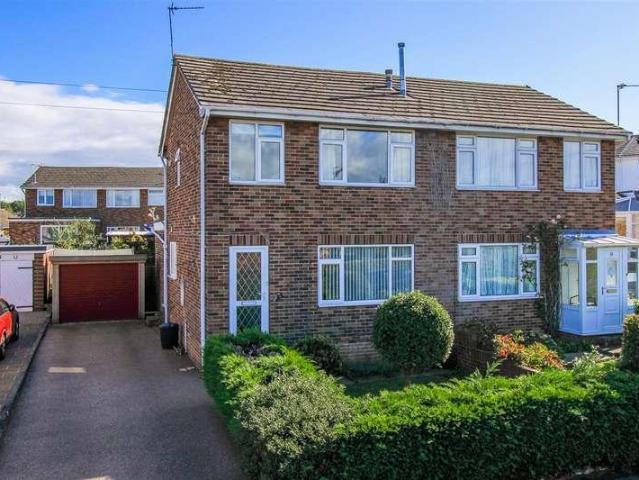House for sale in Walton, Wakefield