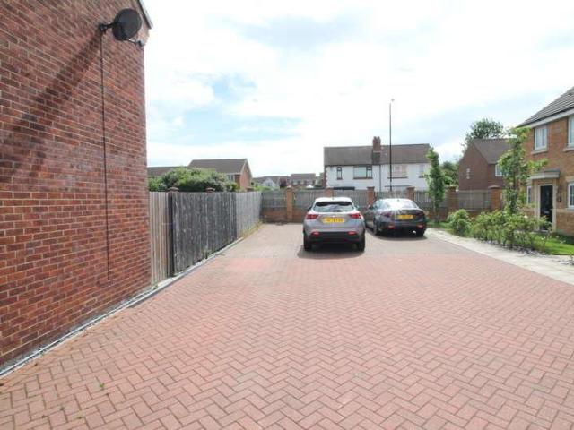 House for sale in Houghton Le Spring, Sunniside