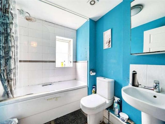House for sale in Thornhill Park, City Of Southampton