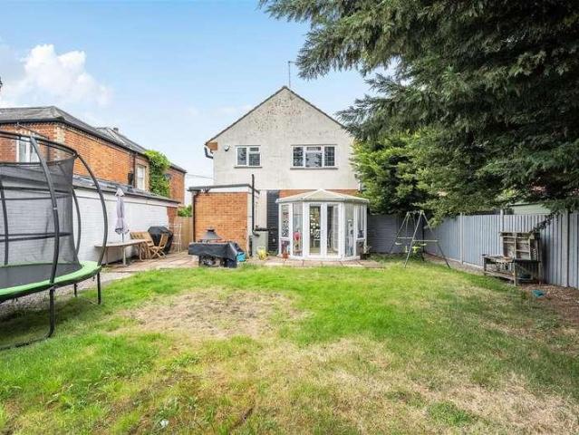 House for sale in Shurlock Row, Waltham St Lawrence