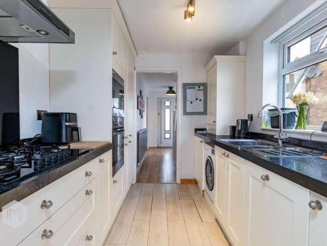House for sale in Hazelhurst, Bury