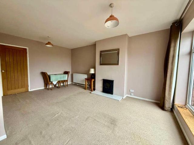 House for sale in Oadby, Leicestershire