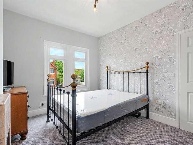 House for sale in Gedling, East Midlands