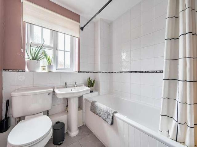 House for sale in Great Faringdon, Dromore