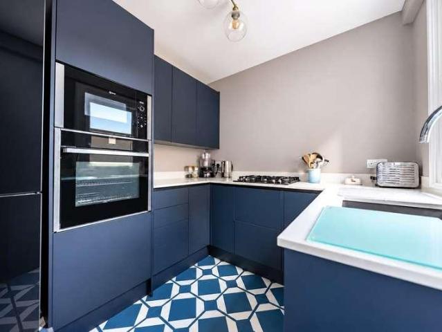 House for sale in Halling