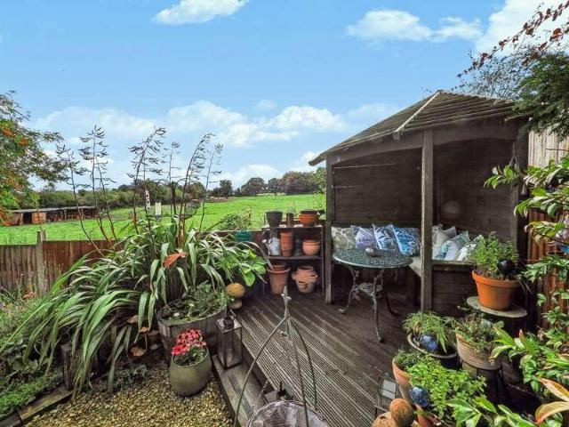 House for sale in Stourbridge, West Midlands